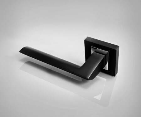 Okov za vrata MP Jasper HR (BS/OC - mat crna / sjajni krom)