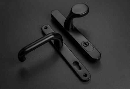 MPK sigurnosni okovi - SECURO A04 PLUS - USO M1 COSLAN (F5 - Crna mat) - s poklopcem